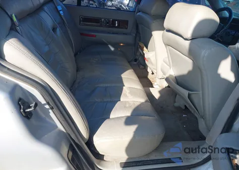 1993 Cadillac Fleetwood Chassis z USA, uszkodzony, nr VIN 1G6DW5277PR715535